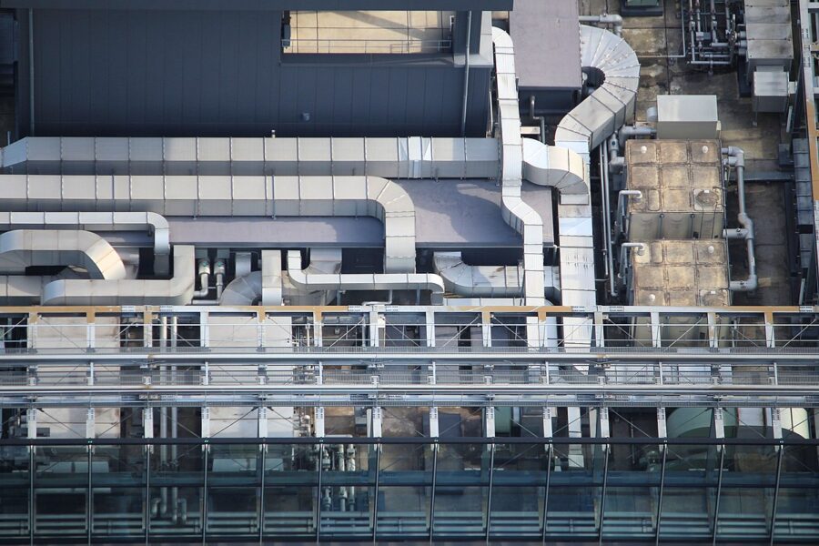 012_Rooftop_HVAC_systems_and_roof_ventilation_ducts_in_Tokyo_Japan-1